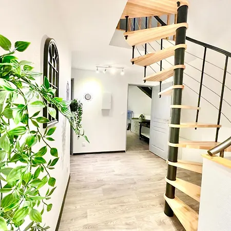 Centre - Wifi Fibre - Terrasse - Garage 2 Places - Netflix Appartamento